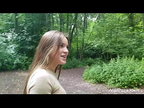 ❤️ Evelinari toki publiko batean izorratzen genuela proposatu nion! Baietz esan zuen. Orduan ipurdian izorratu eta ahoan esperma. Orduan bere burua haserretu zen. ❤️ Sexu bideoa gurean eu.porngifer.ru