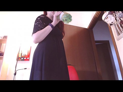 ❤️ Kulero zikin eta gozoak maite dituen esklabo sumiso bat masturbatzera behartuta dago bideo hau ikusi ondoren! ❤️ Sexu bideoa gurean eu.porngifer.ru
