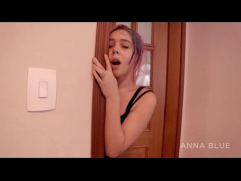 ❤️ Nire anaiarengana itzuli nintzen. Bere neska-lagunarekin sexu harremanak izan nituen. itzulera lesbiana. ❤️ Sexu bideoa gurean eu.porngifer.ru